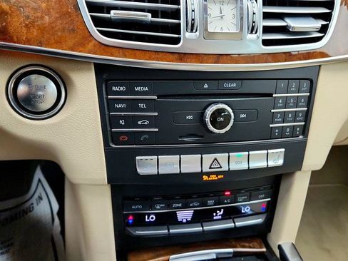 Used 2016 Mercedes-Benz E 350 4MATIC Sedan image 16