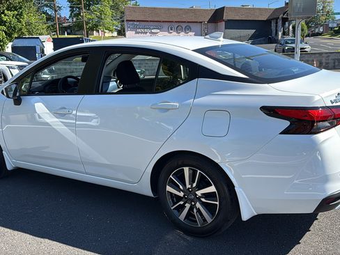 Certified 2025 Nissan Versa SV w/ Trunk Package FWD image 22