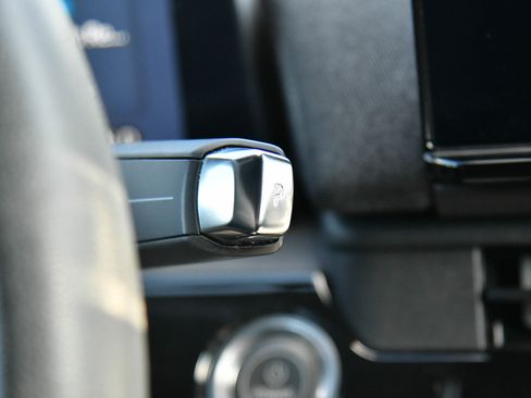 Used 2024 Honda Prologue EX image 32