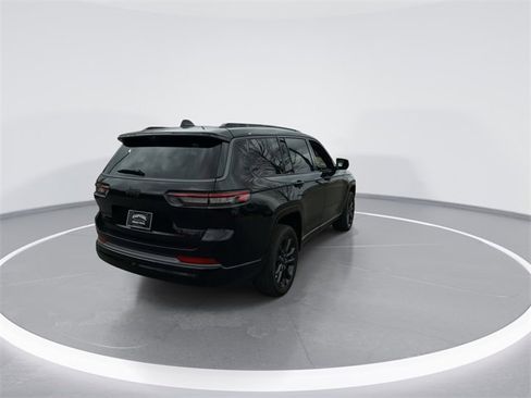 New 2026 Jeep Grand Cherokee L Limited image 8