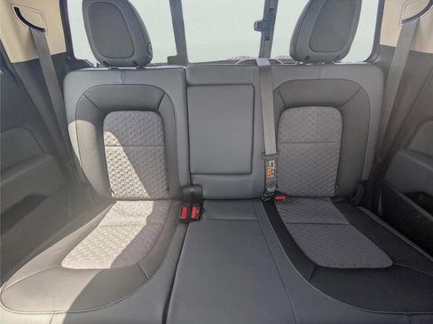 Used 2022 Chevrolet Colorado Z71 RWD image 23