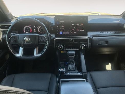 Used 2024 Toyota Tacoma Limited w/ Limited Package (LT) AWD/4WD image 10