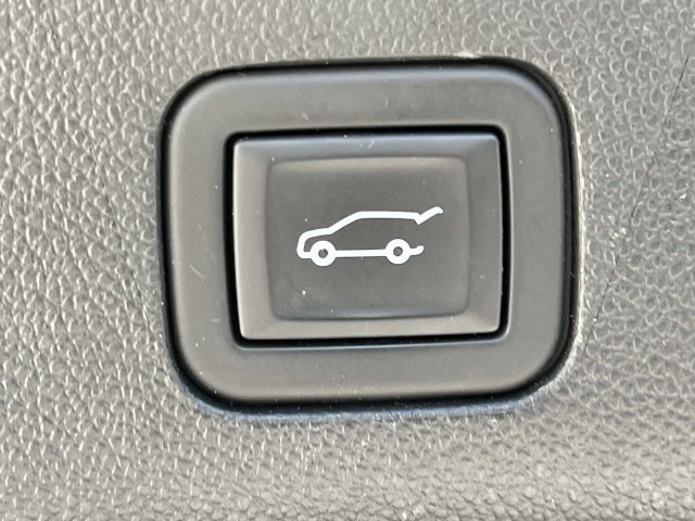 Used 2023 Cadillac Escalade Sport w/ Touring Package AWD/4WD image 24