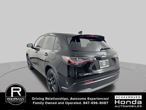 Used 2025 Honda HR-V Sport image 32