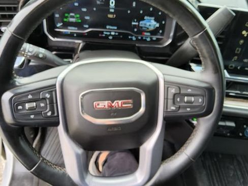 Used 2023 GMC Sierra 1500 SLE AWD/4WD image 17
