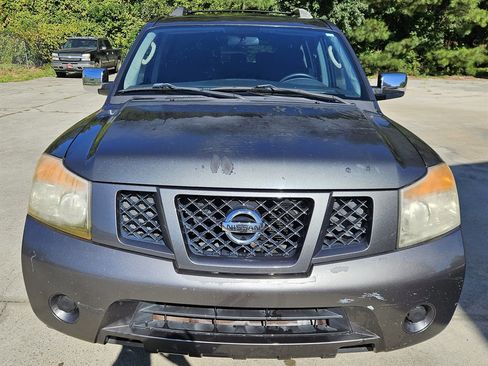 Used 2011 Nissan Armada SV image 3