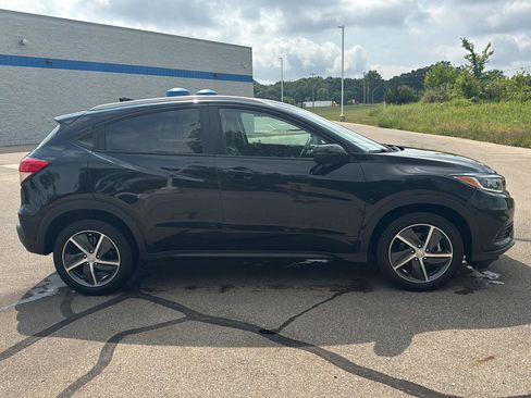 Used 2021 Honda HR-V EX-L image 6