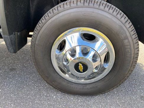 Used 2022 Chevrolet Silverado 3500 LT w/ All Star Edition image 32