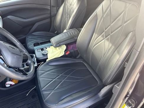 Used 2022 Ford Mustang Mach-E Select RWD image 9