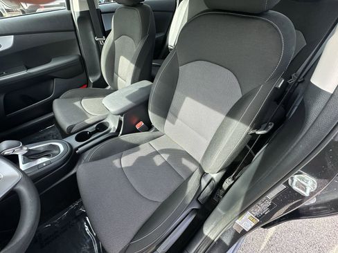 Certified 2024 Kia Forte LXS image 13