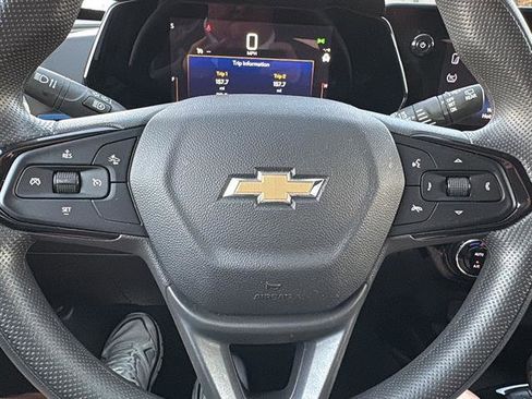 Used 2024 Chevrolet Trax LT image 15