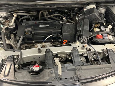 Used 2016 Honda CR-V SE image 16