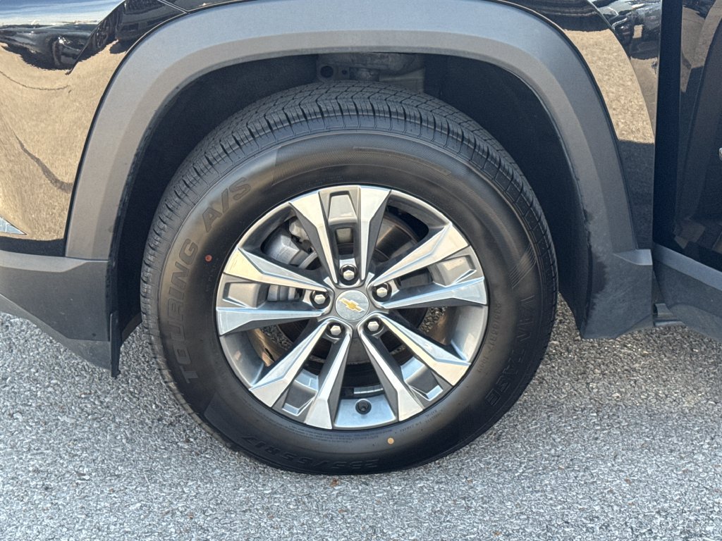 Used 2025 Chevrolet Equinox LT w/ Convenience Package II AWD/4WD image 24