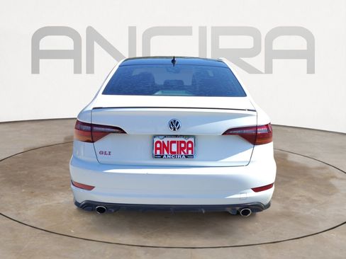 Used 2019 Volkswagen Jetta GLI FWD image 9