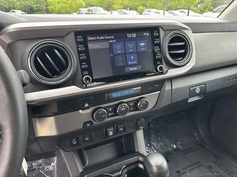 Used 2022 Toyota Tacoma SR5 w/ Technology Package RWD image 30