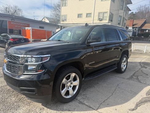 Used 2016 Chevrolet Tahoe LT AWD/4WD image 2