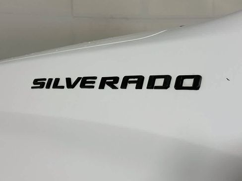 Used 2022 Chevrolet Silverado 1500 Custom RWD image 7
