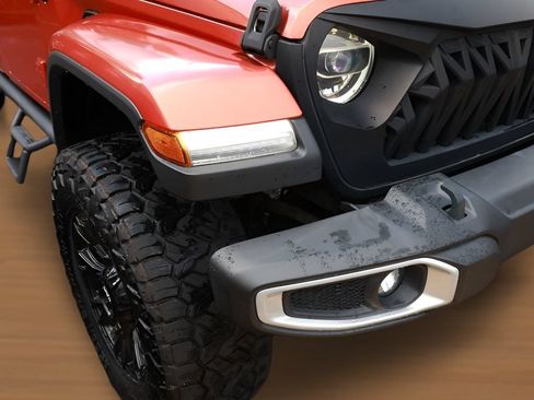 Used 2021 Jeep Gladiator Overland AWD/4WD image 10