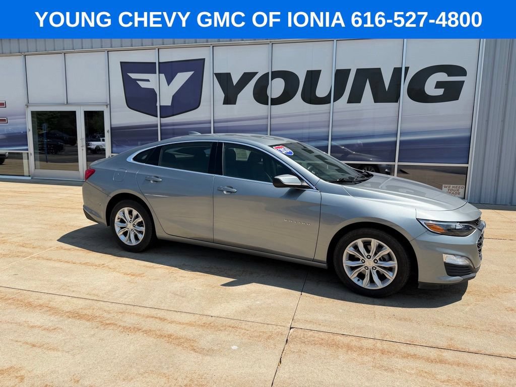 Used 2024 Chevrolet Malibu LT FWD image 1