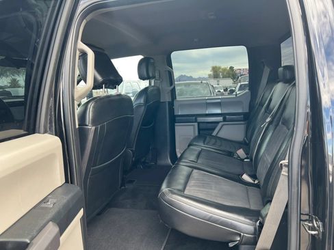 Used 2019 Ford F250 XLT w/ XLT Premium Package AWD/4WD image 11