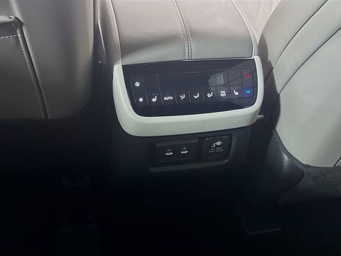 Used 2026 INFINITI QX60 Autograph w/ Dark Cargo Package image 32