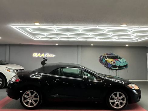 Used 2007 Mitsubishi Eclipse GT FWD image 11