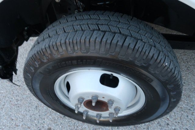 Used 2021 Ford F350 XL w/ Power Equipment Group RWD image 14