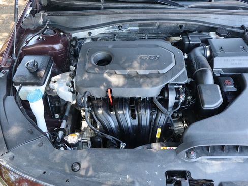 Used 2017 Kia Optima LX w/ Option Group 014 FWD image 37