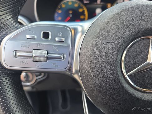 Used 2023 Mercedes-Benz GLC 300 4MATIC Coupe image 17