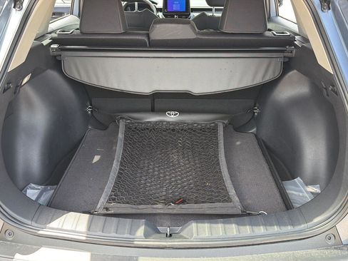 Used 2026 Toyota Corolla Cross LE w/ Moonroof Package image 14