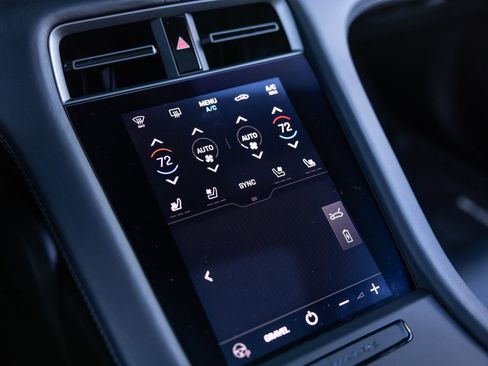 Certified 2023 Porsche Taycan Turbo AWD/4WD image 63