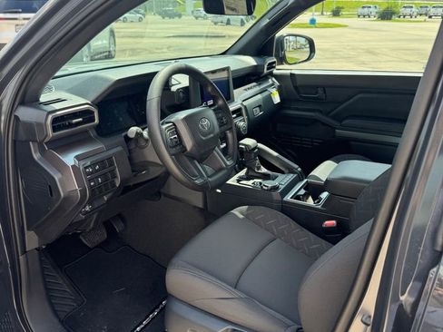 Used 2026 Toyota Tacoma SR5 AWD/4WD image 13
