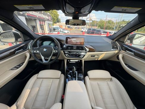 Used 2021 BMW X4 xDrive30i w/ EXECUTIVE PACKAGE w/ Premium Package AWD/4WD image 40