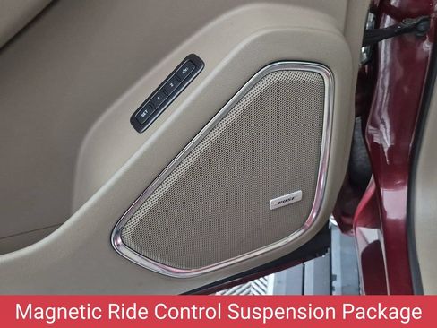 Certified 2018 Chevrolet Suburban Premier AWD/4WD image 16