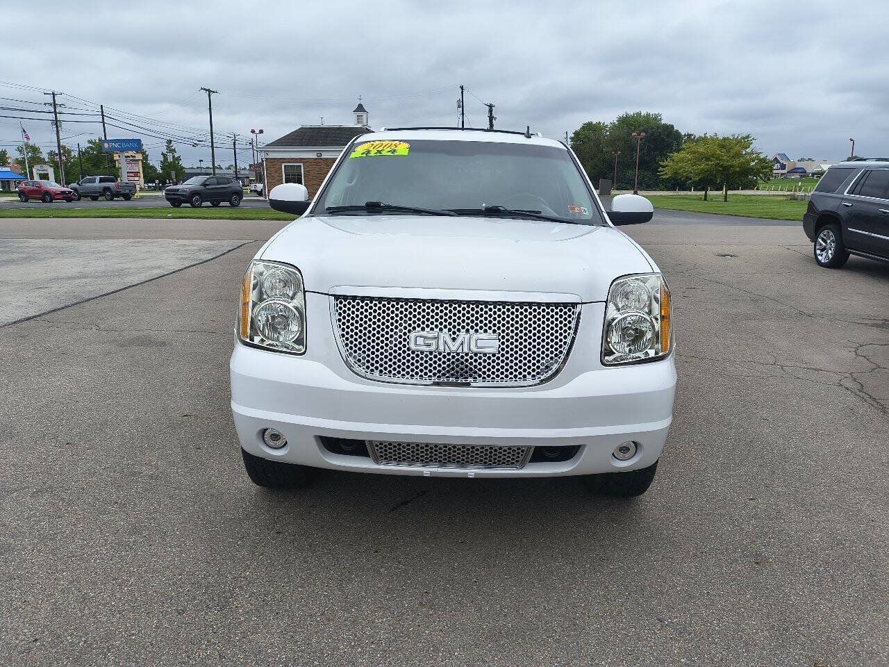 Used 2008 GMC Yukon Denali AWD/4WD image 13