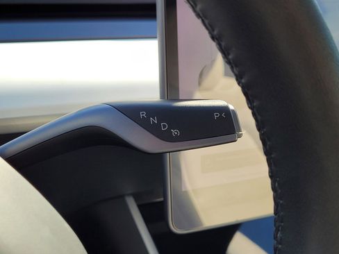 Used 2020 Tesla Model Y Performance image 19