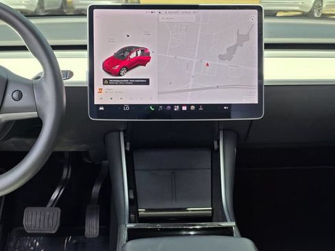 Used 2020 Tesla Model Y Long Range AWD/4WD image 9