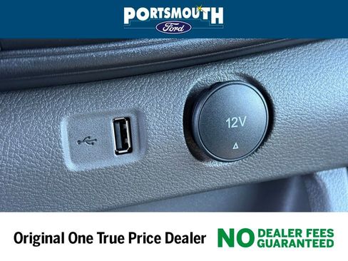 New 2026 Ford Transit 250 148 Medium Roof w/ Load Area Protection Package image 16