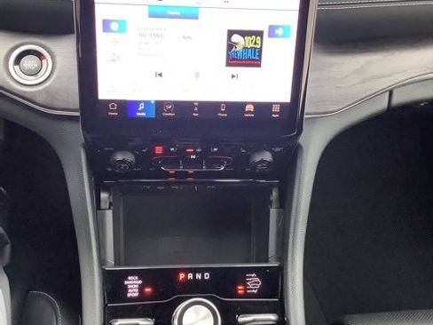 Used 2023 Jeep Grand Cherokee Overland w/ Luxury Tech Group IV image 21