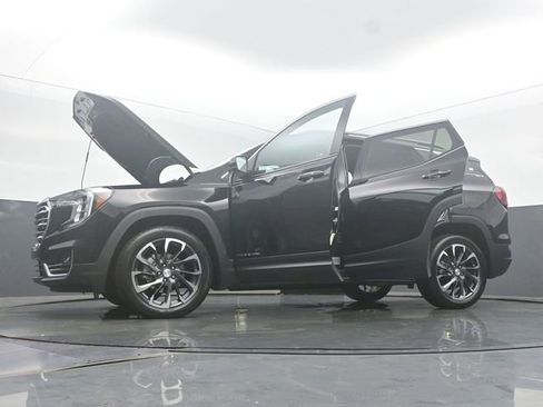Used 2024 GMC Terrain SLT FWD image 57