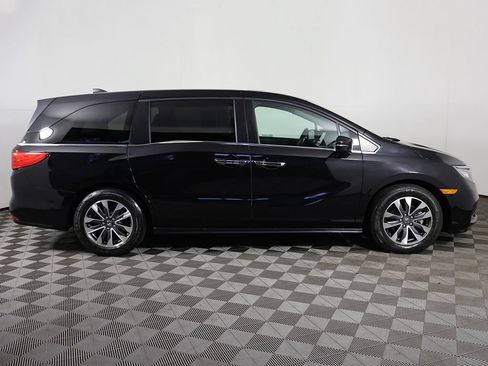 Used 2023 Honda Odyssey EX-L image 18