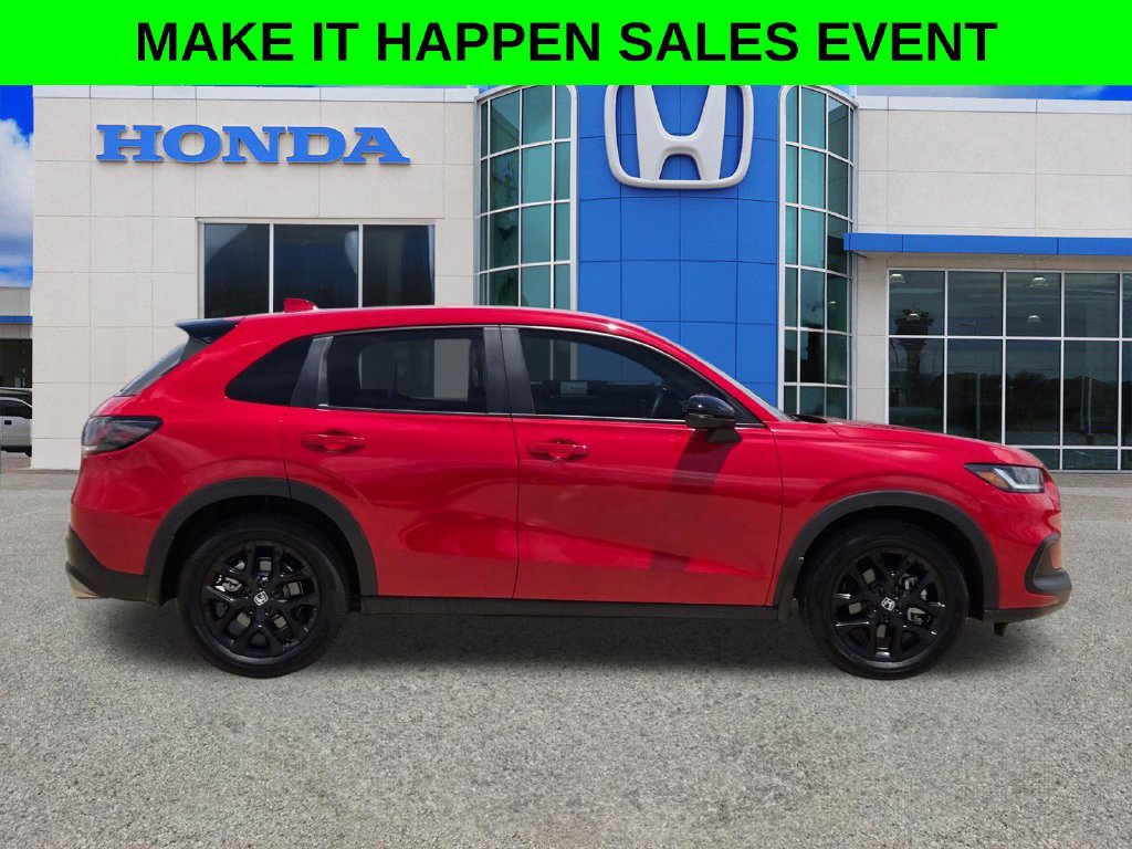 Used 2025 Honda HR-V Sport image 2