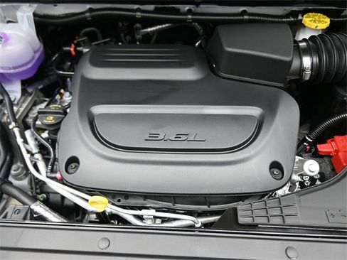 New 2026 Chrysler Pacifica Select image 33