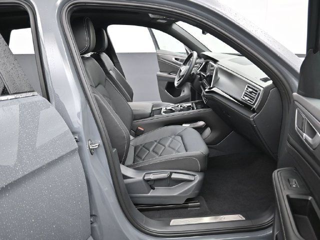 New 2026 Volkswagen Atlas Cross Sport SE AWD/4WD image 14