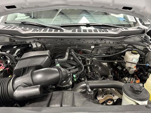 Used 2024 Ford F350 Lariat w/ Chrome Package image 43