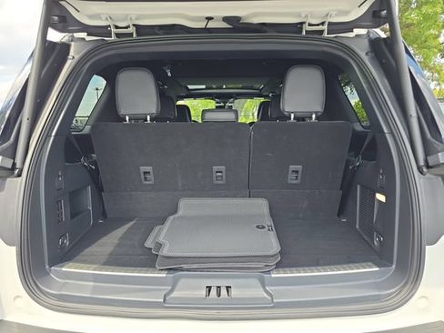 Used 2024 Lincoln Navigator Reserve AWD/4WD image 29