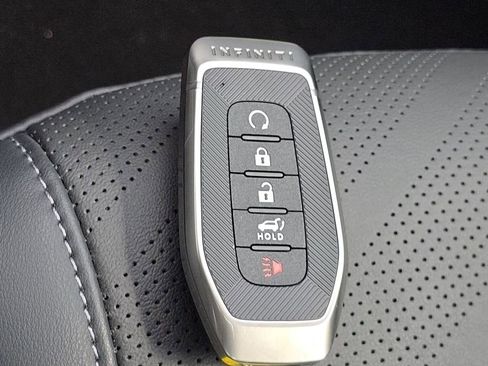 New 2025 INFINITI QX80 Luxe w/ Cargo Package image 36