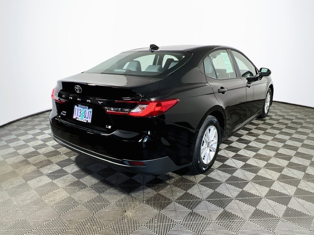 Used 2025 Toyota Camry LE w/ Convenience Package AWD/4WD image 7