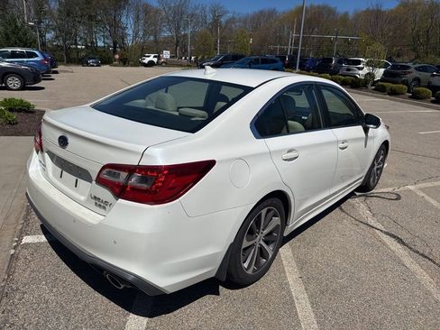 Used 2018 Subaru Legacy 3.6R Limited AWD/4WD image 2
