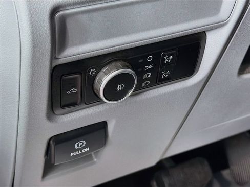 Used 2023 Ford F150 XLT AWD/4WD image 11
